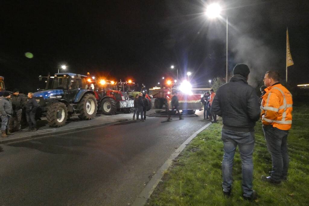 Distributiecentrum Jumbo geblokkeerd door boeren