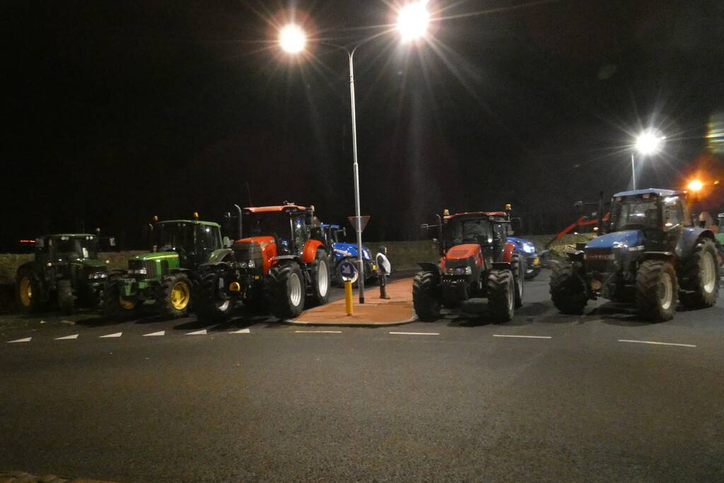 Distributiecentrum Jumbo geblokkeerd door boeren