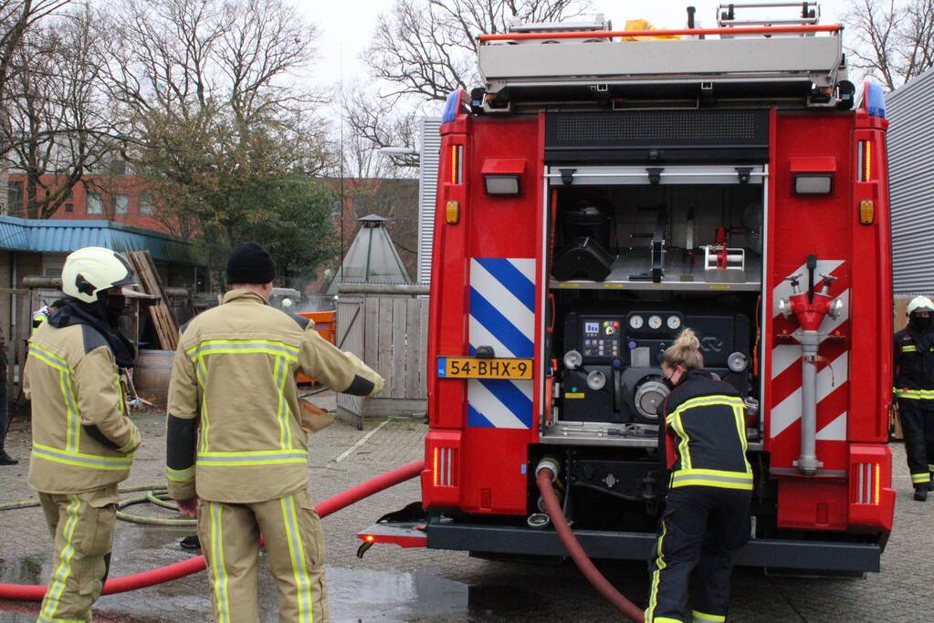 Brand in bouwcontainer snel geblust