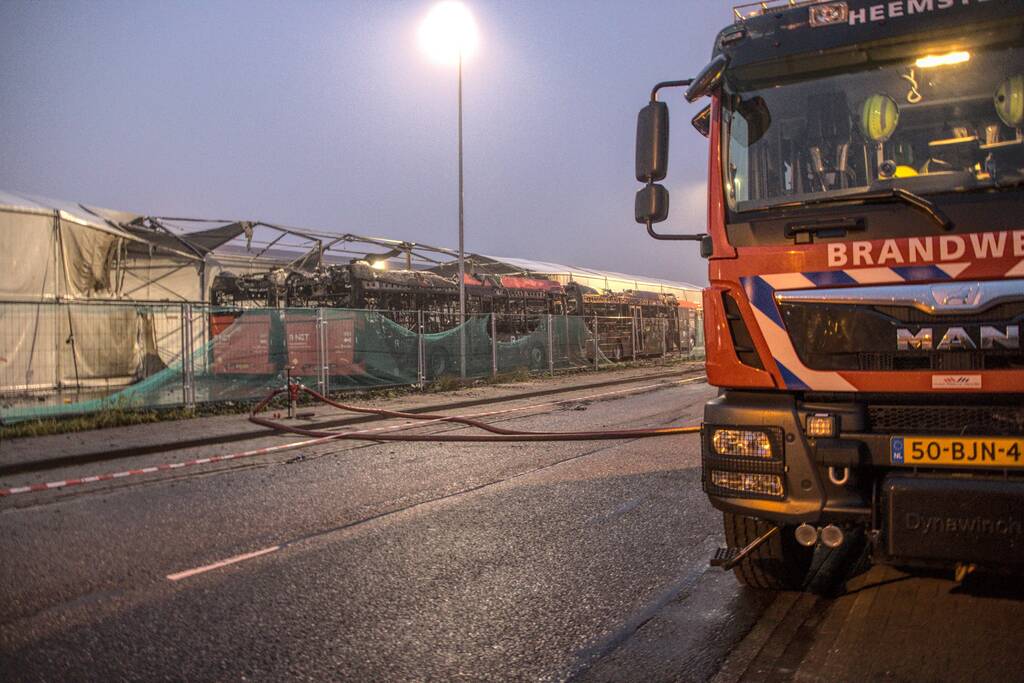 Meerdere stadsbussen in brand