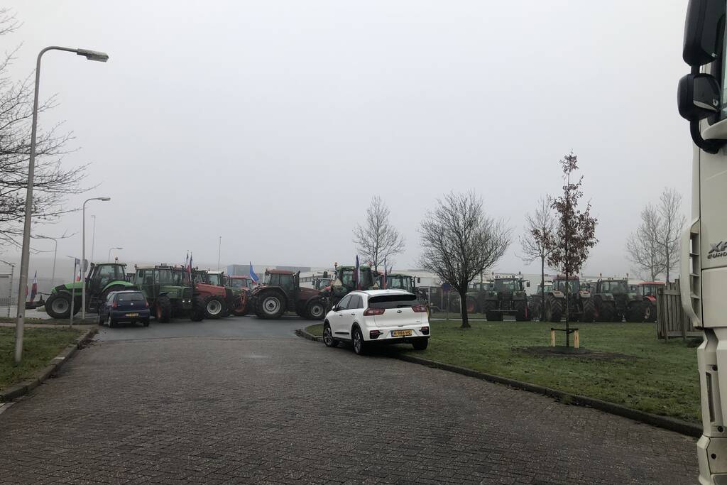 Boerenprotest bij distributiecentrum Albert Heijn