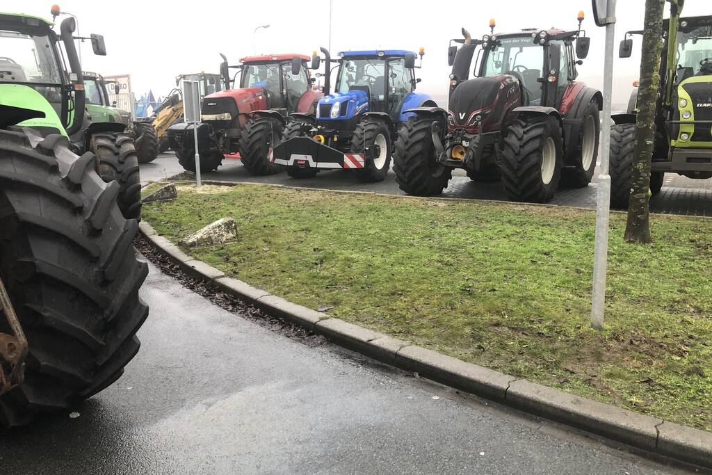 Boerenprotest bij distributiecentrum Albert Heijn