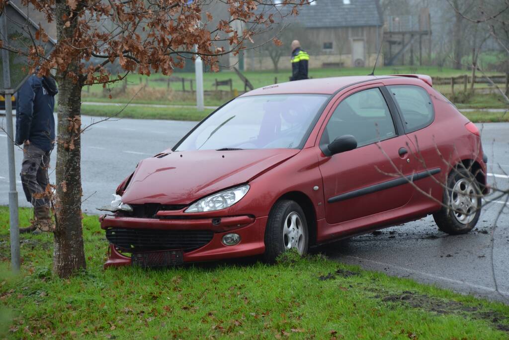 Auto in de kreukels na eenzijdig ongeval
