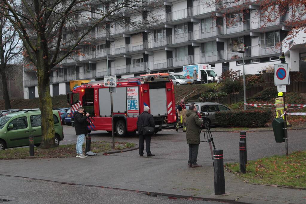Hulpdiensten massaal ingezet voor flat
