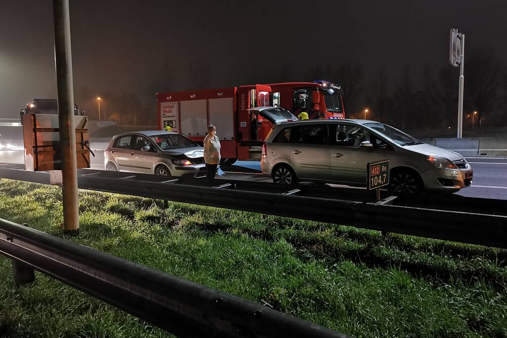 Meerdere voertuigen betrokken bij ongeval op snelweg