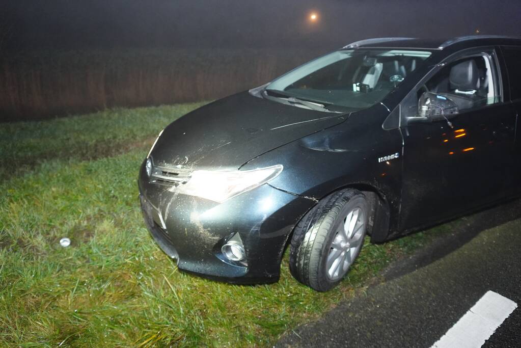 Fietser zwaargewond bij aanrijding met auto