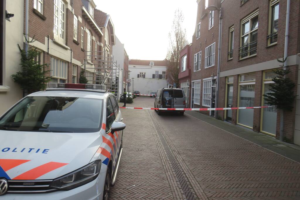 Bewoner vastgebonden bij gewelddadige overval