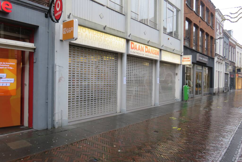 Lege winkelstraten in het centrum