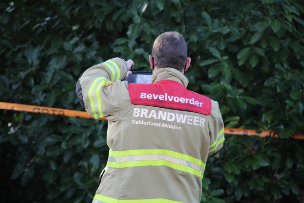 Brandweer doet onderzoek naar melding gaslucht