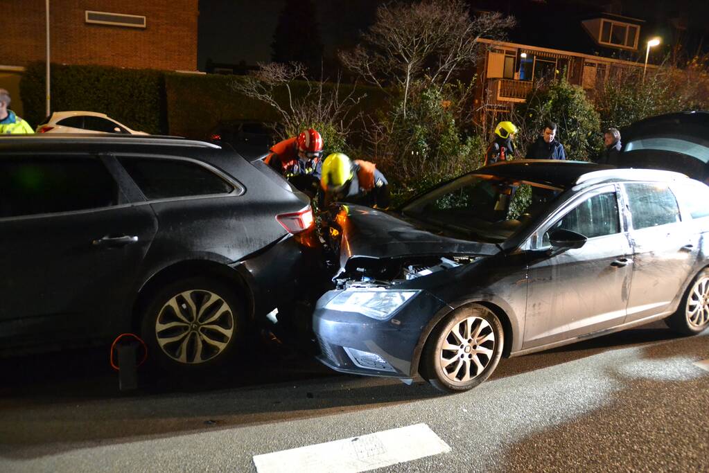 Flinke schade bij ongeval voor zebrapad