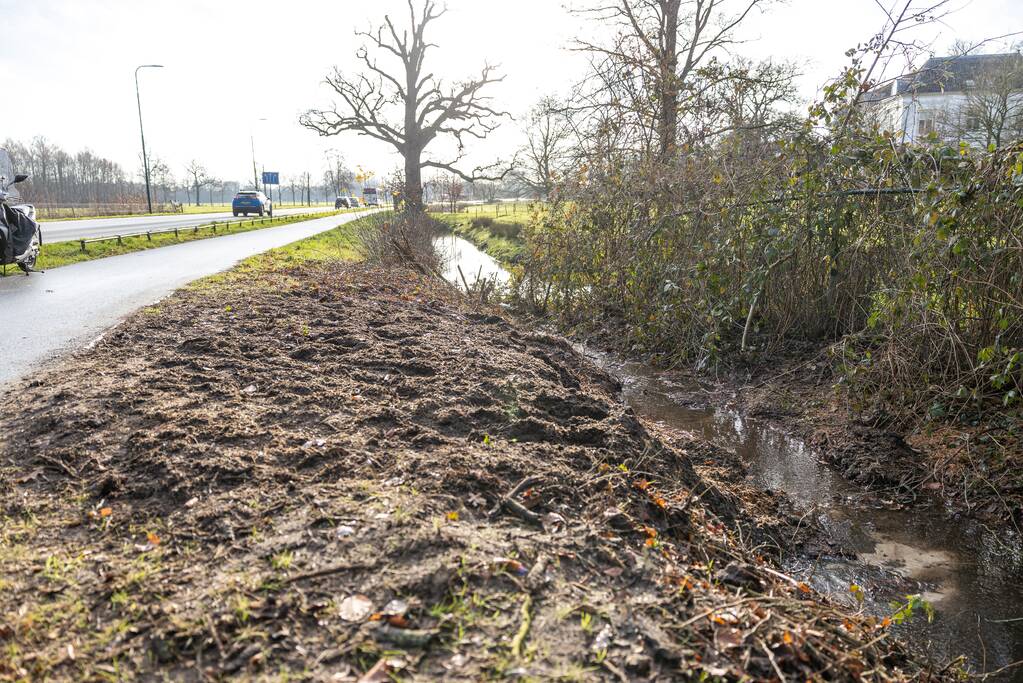 Waterleiding geraakt bij verwijderen van boom