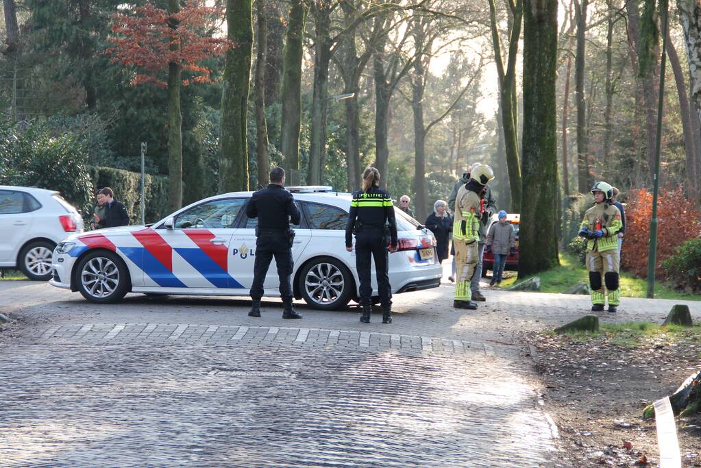Veel rook bij brand in carport