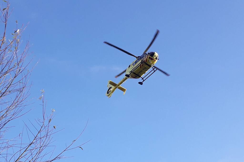 Traumahelikopter ingezet bij incident in woning