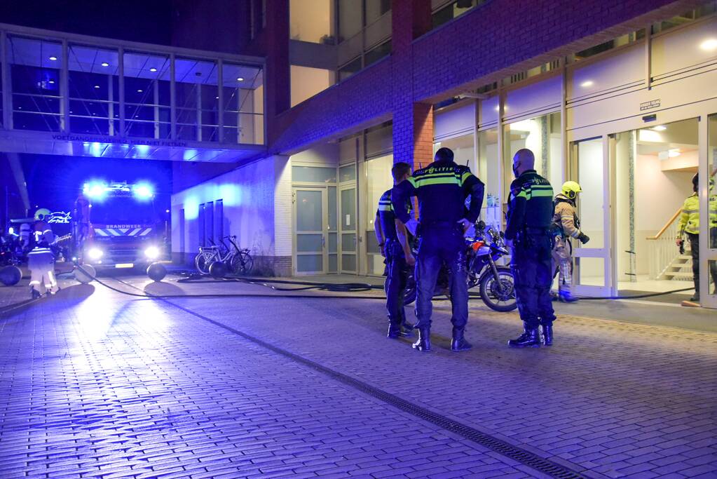 Gewonde bij brand in appartementencomplex