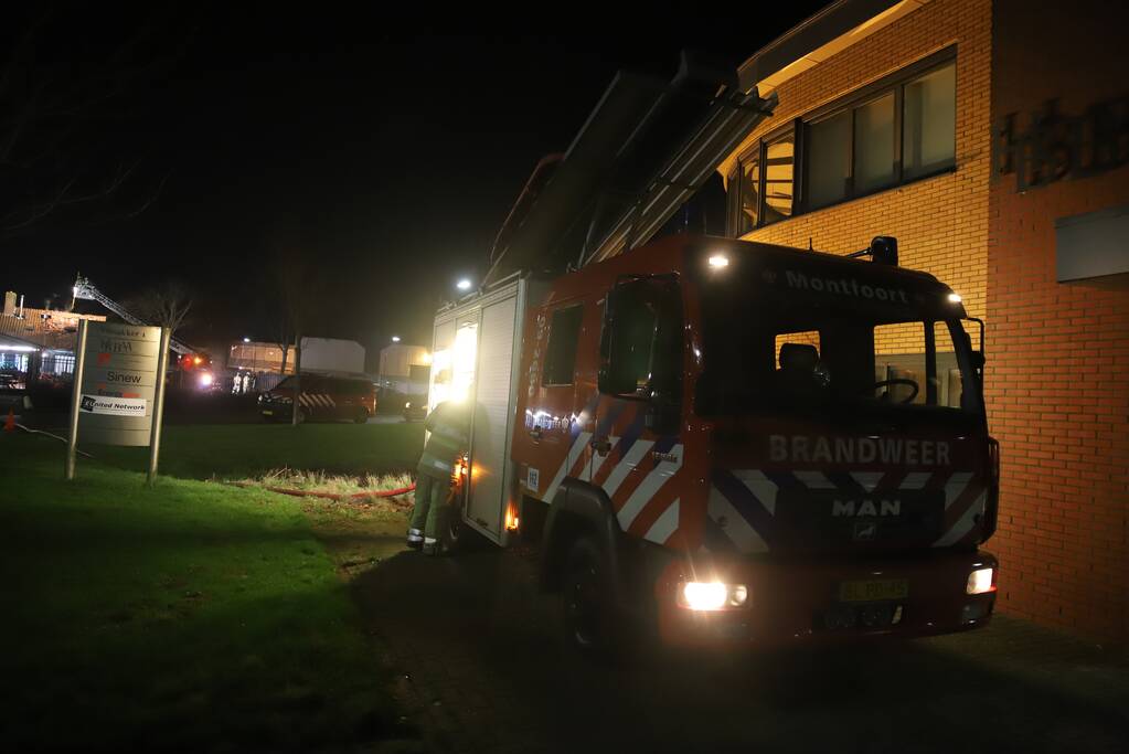 Flinke brand op zolder van woning