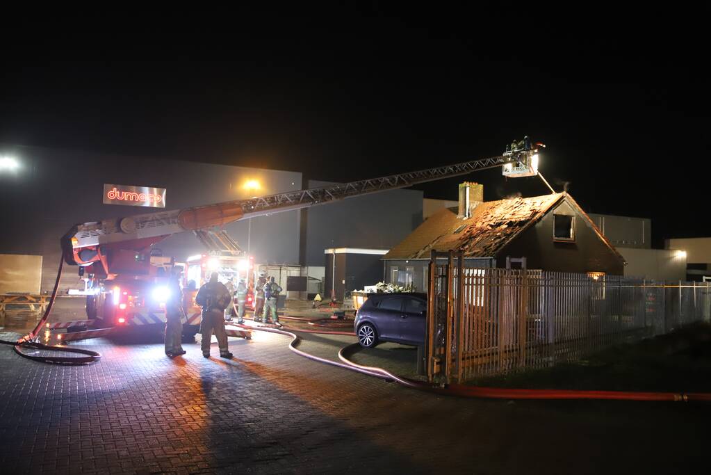 Flinke brand op zolder van woning