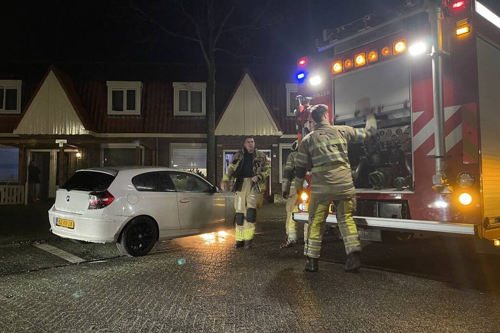 Auto loopt schade op door brand
