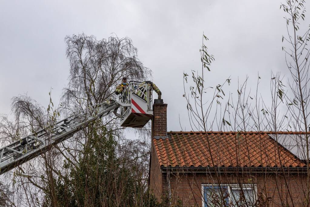 Veel bekijks bij schoorsteenbrand
