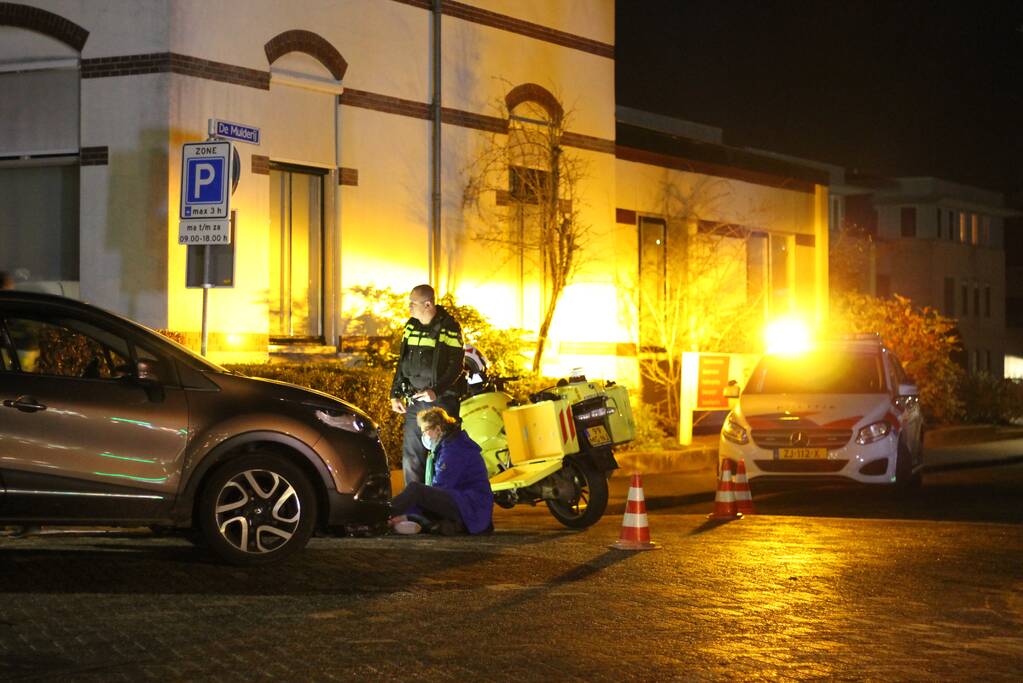 Voetganger met hond aangereden