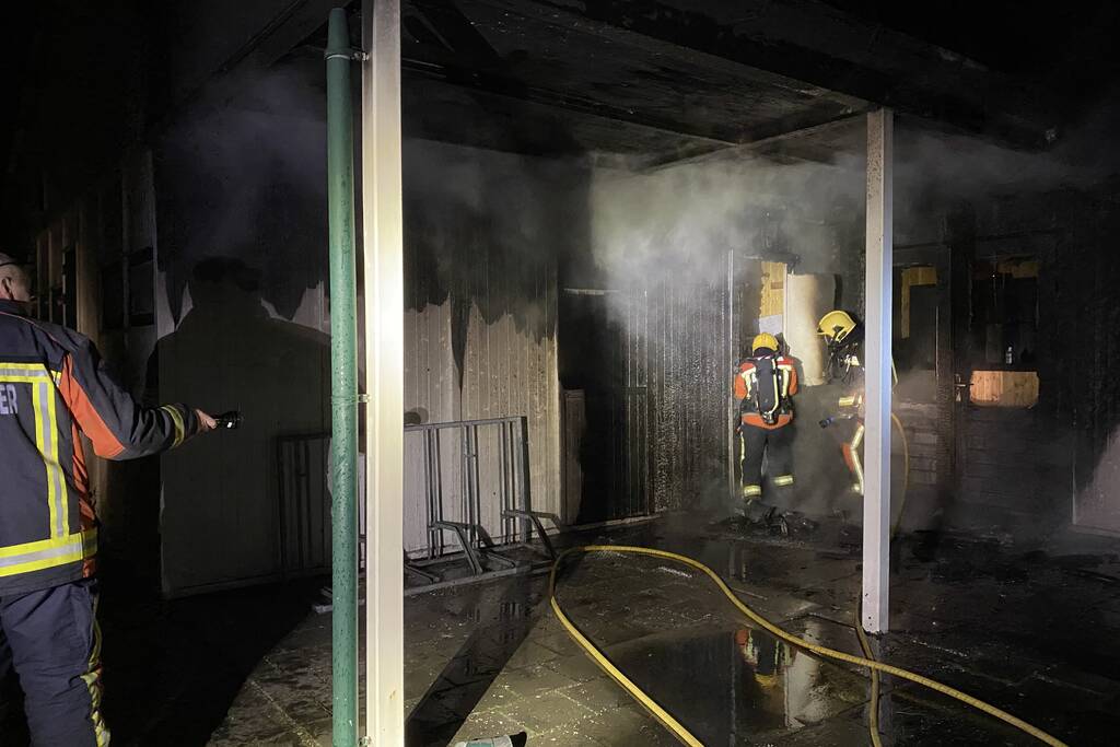 Schuur verwoest door brand