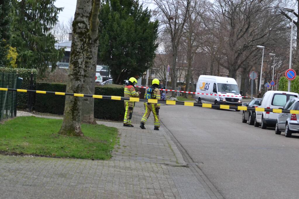 Straat afgesloten door gaslekkage in woning