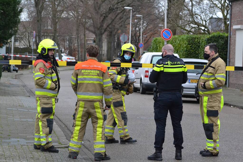 Straat afgesloten door gaslekkage in woning