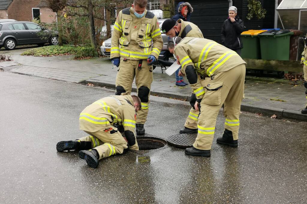 Benzinelucht in riool waargenomen