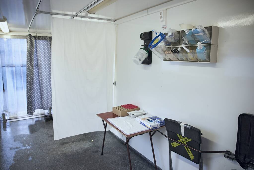 Ruim 240 personen getest in GGD-coronatestbus