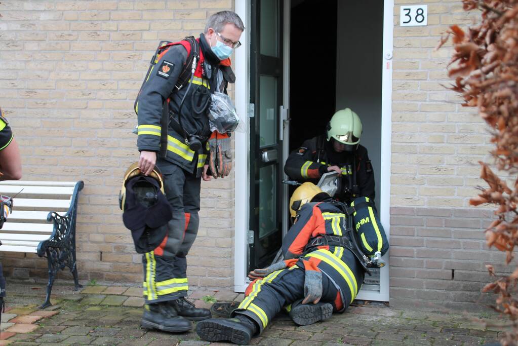 Bewoners ruiken vreemde lucht in huis
