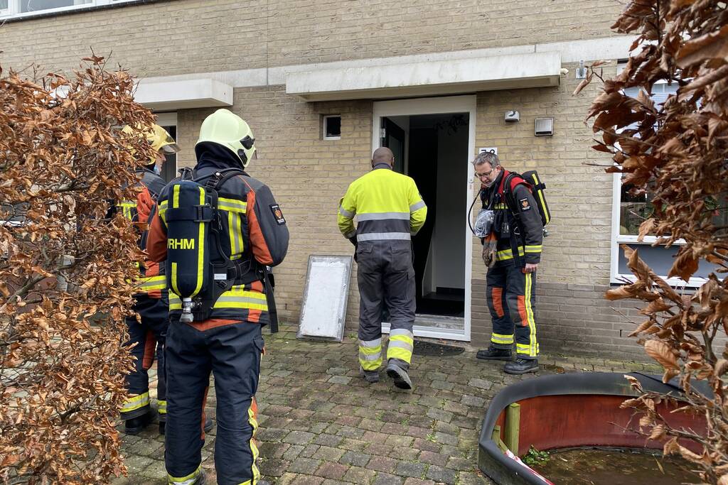 Bewoners ruiken vreemde lucht in huis