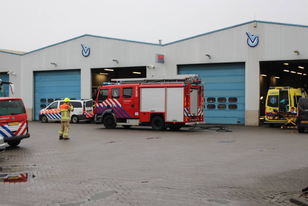 Explosie in loods Touringcarbedrijf Van Oeveren