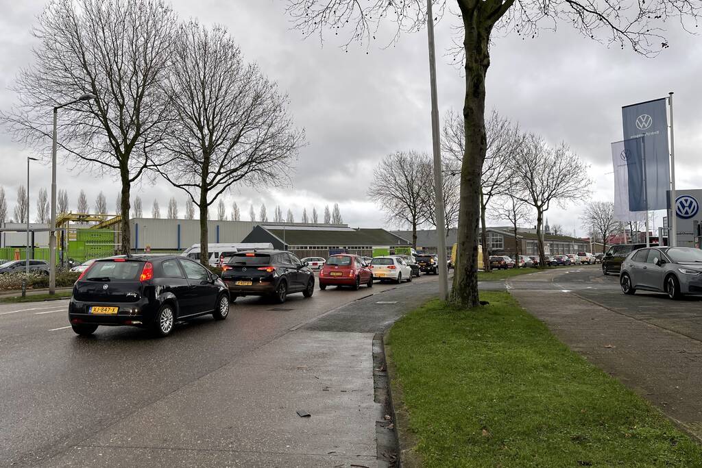 Mega drukte bij ROVA Milieubrengstation tijdens lockdown