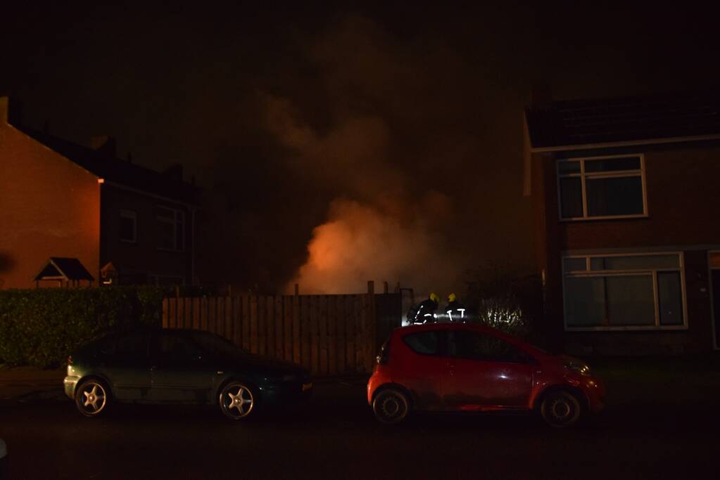 Flinke brand in schuur na explosie