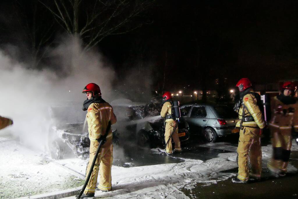 Auto gaat in vlammen op