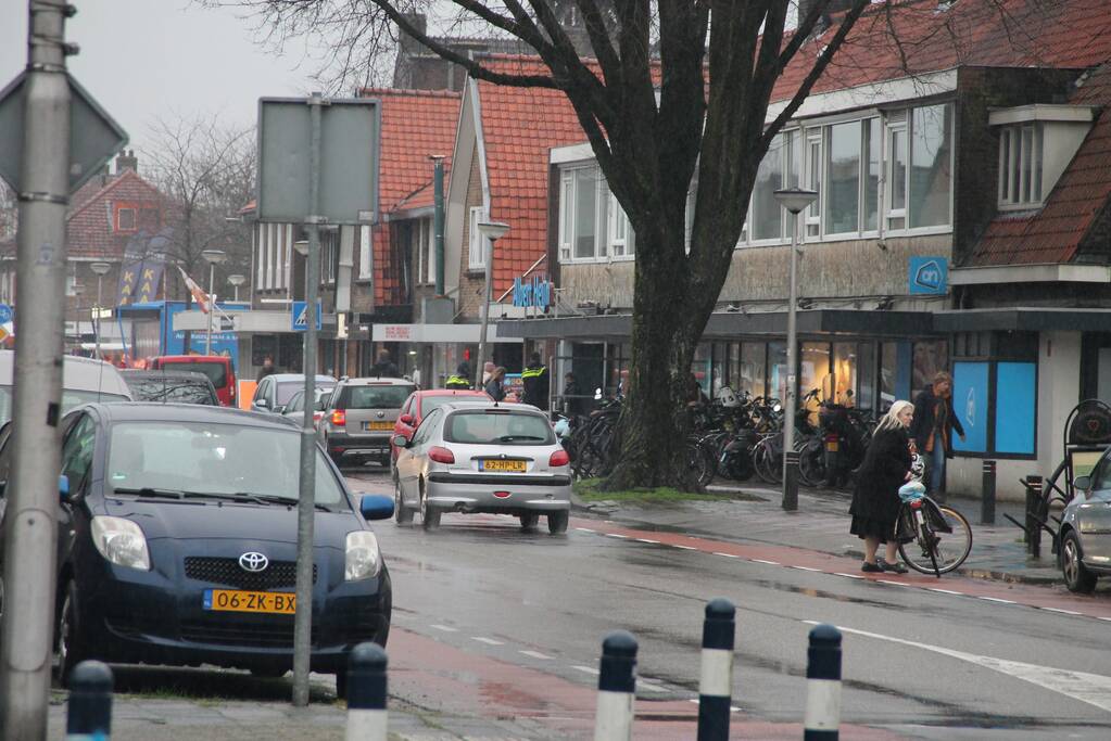 Man aangehouden door agenten