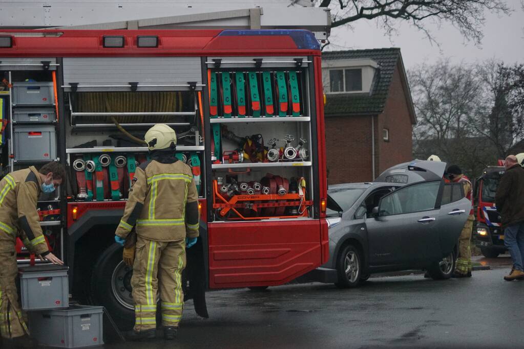 Brand in auto snel geblust