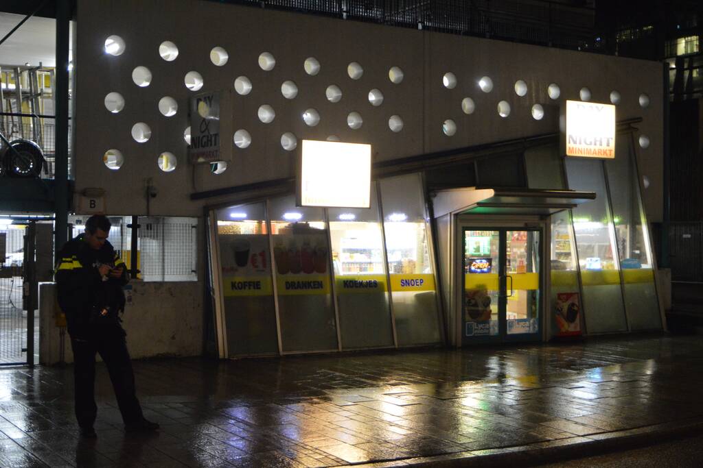 Een verdachte aangehouden na overval op nachtwinkel