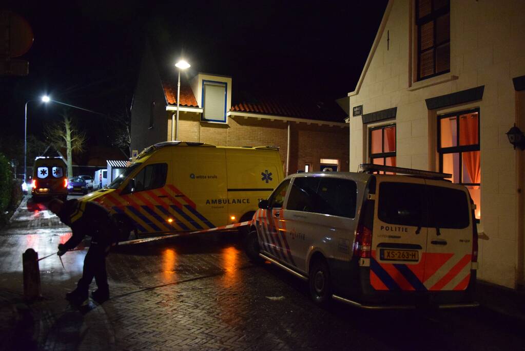 Persoon zwaargewond bij incident op straat