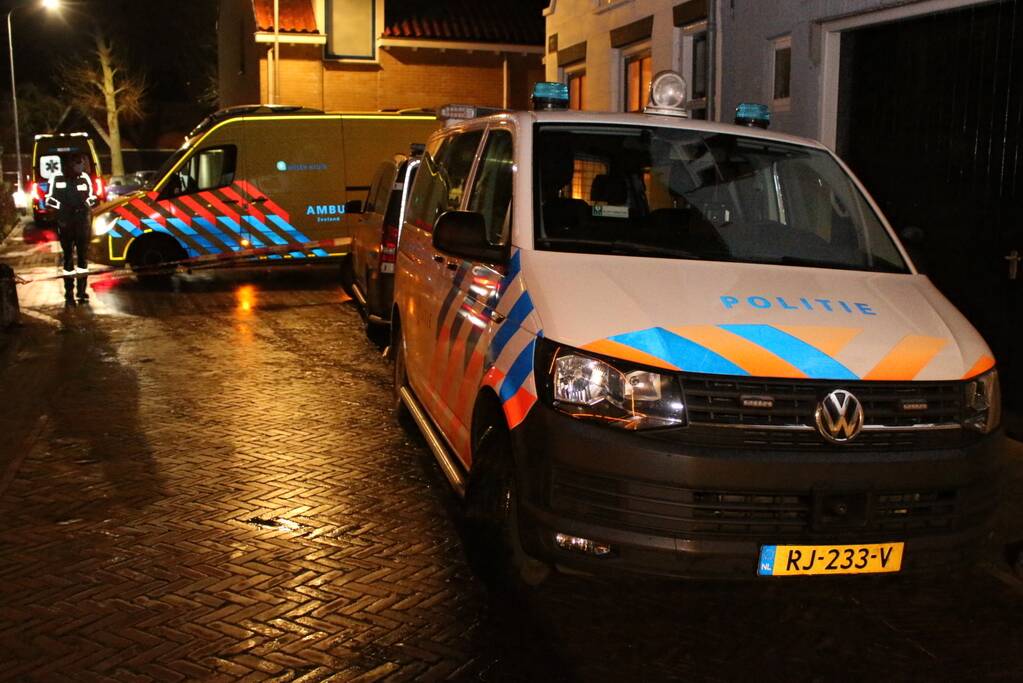 Persoon zwaargewond bij incident op straat