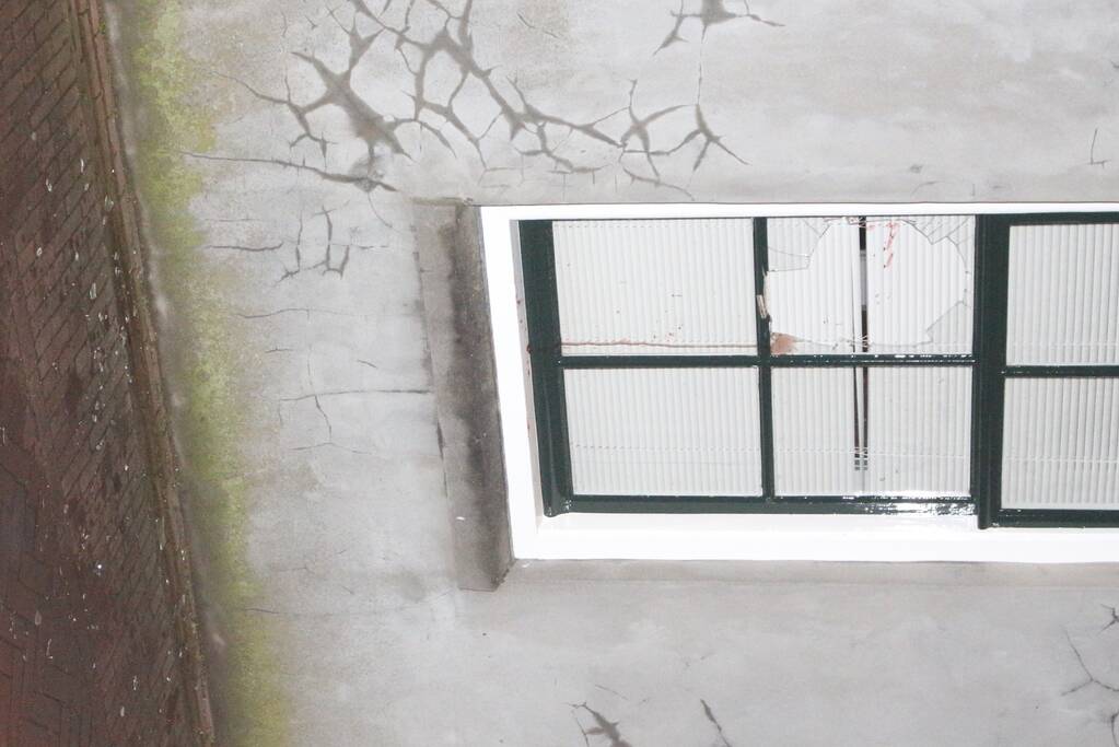 Persoon zwaargewond bij incident op straat