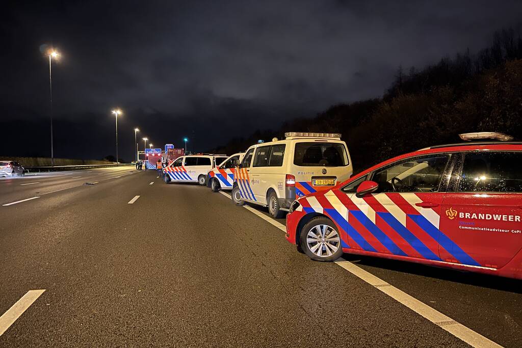 Vrouw omgekomen bij groot ongeval op snelweg