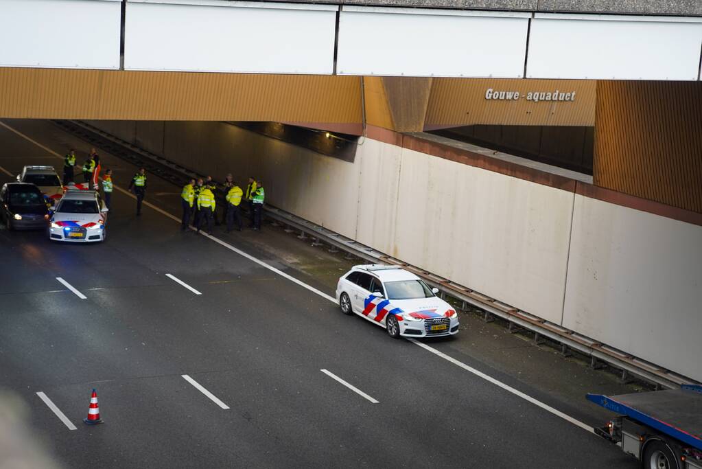 Snelweg afgesloten voor onderzoek