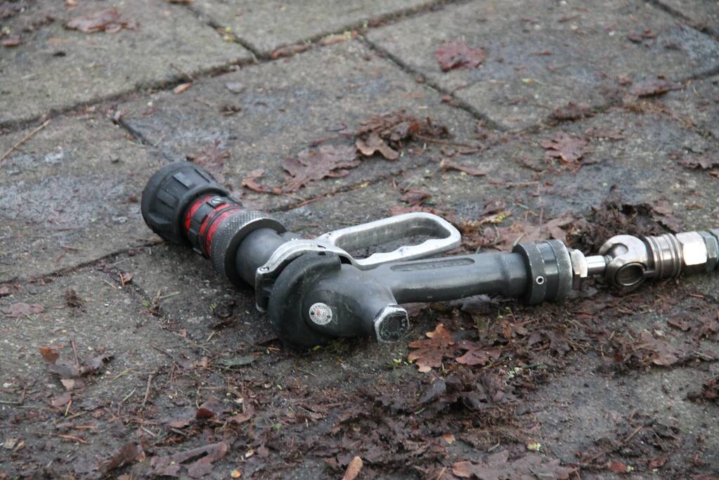 Fikse brand in plastic container