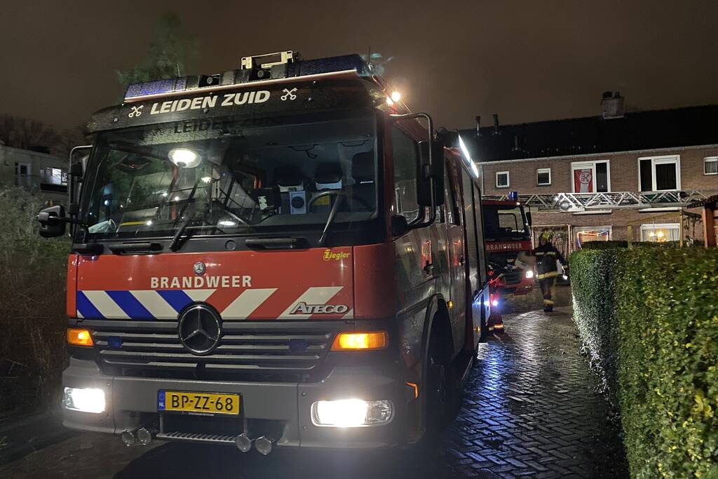 Uitslaande brand in schoorsteen