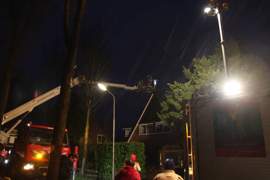 Schoorsteen geveegd na brand