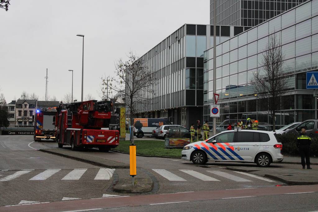 Brand in theatergebouw snel geblust