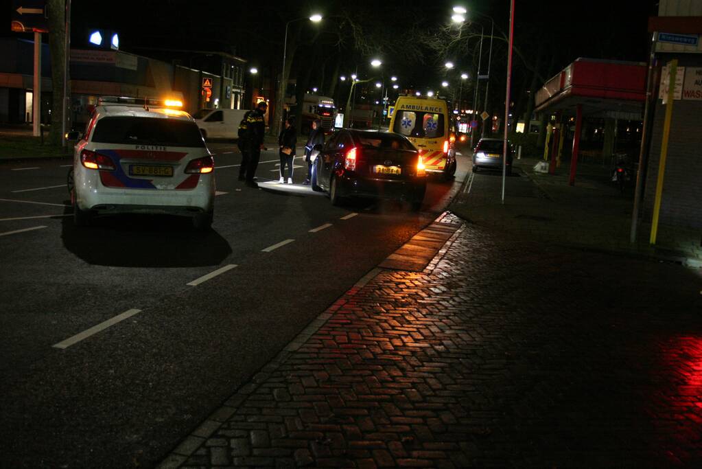 Fietser gewond bij botsing met auto