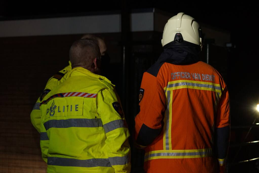 Schuur van schaatsvereniging gaat in vlammen op