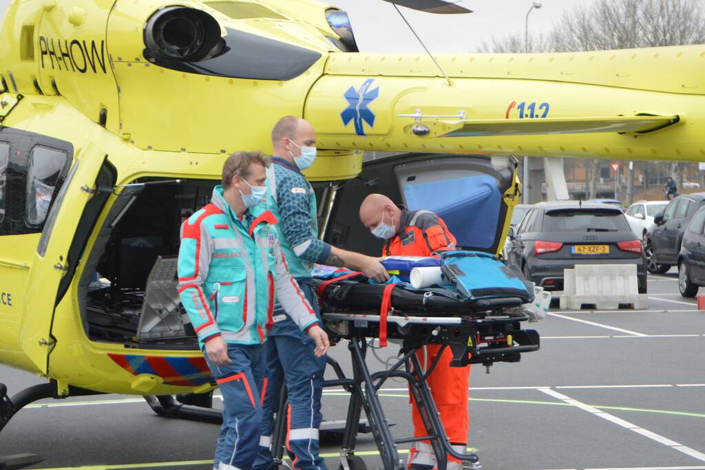 Overplaatsing coronapatiënt per traumahelikopter