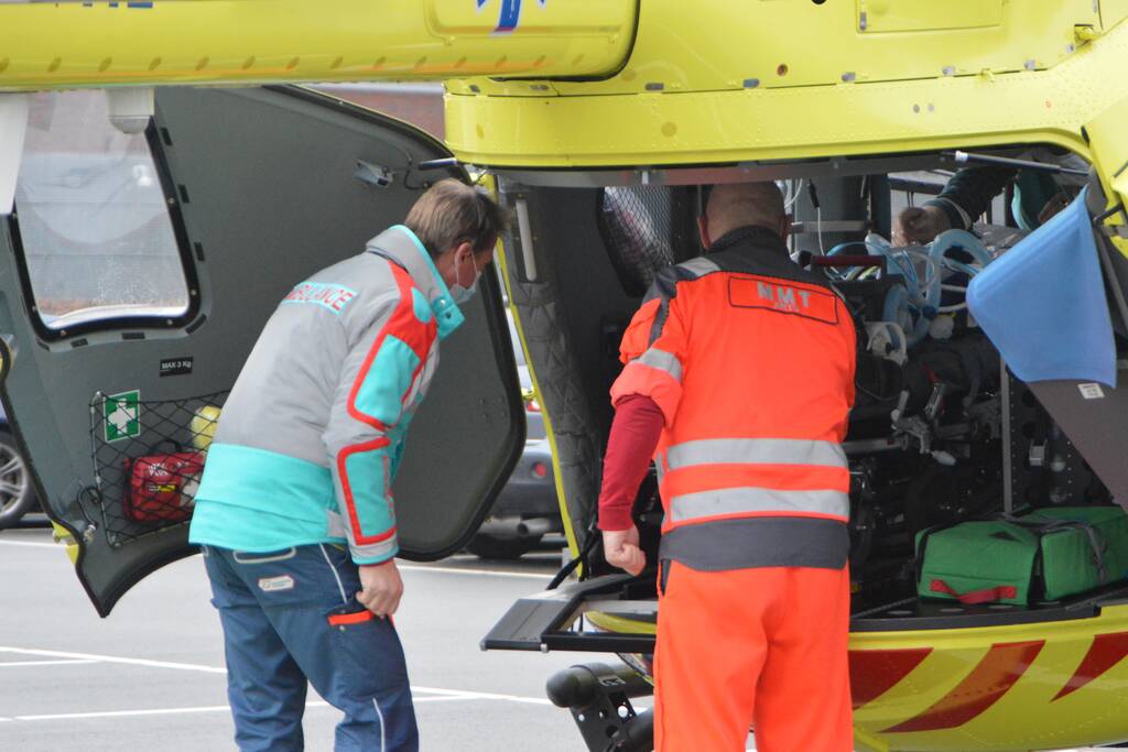 Overplaatsing coronapatiënt per traumahelikopter
